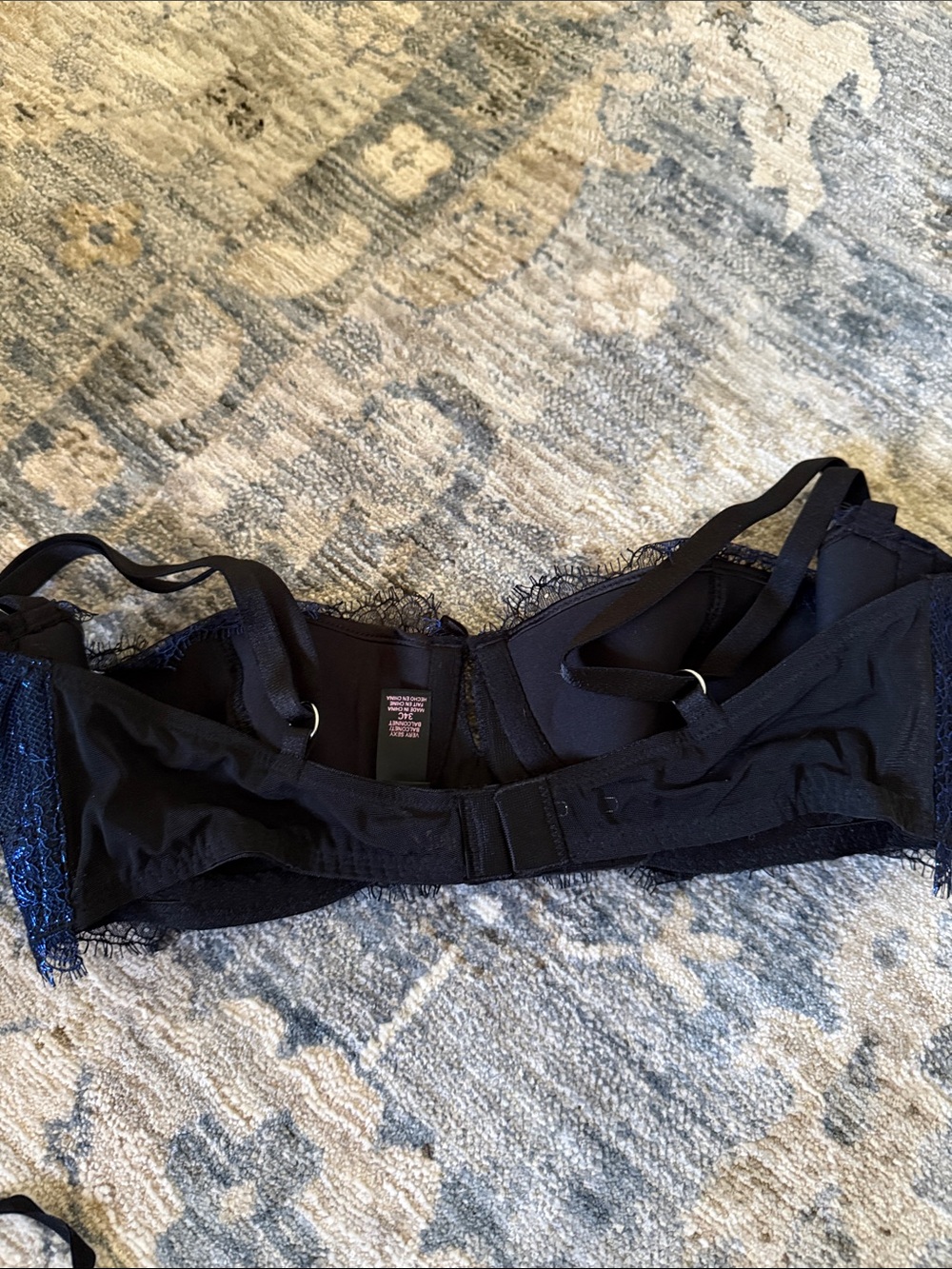 Victoria secret 3 piece matching set 34c new in package - Picture 5 of 6